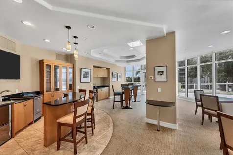 340 S Palm Avenue Sarasota FL 34236