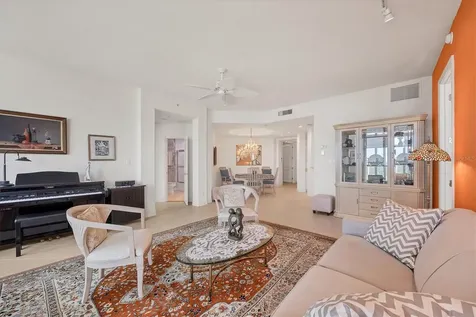 340 S Palm Avenue Sarasota FL 34236