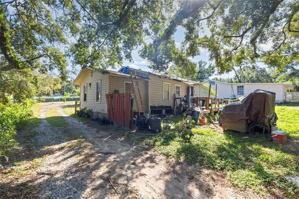 15217 Myrtle Street Dade City FL 33523