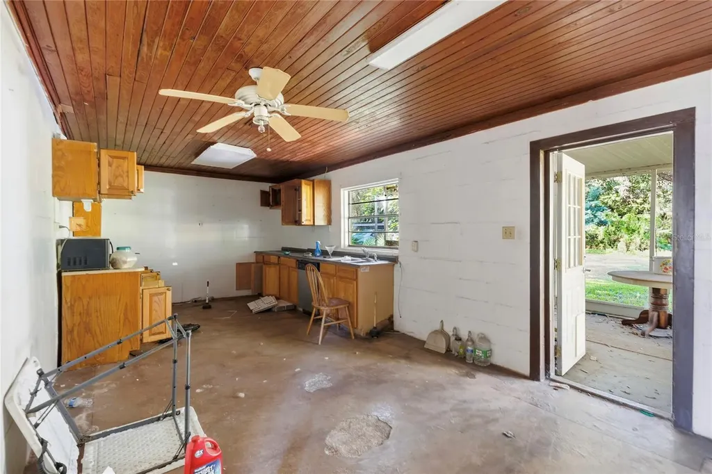15217 Myrtle Street Dade City FL 33523