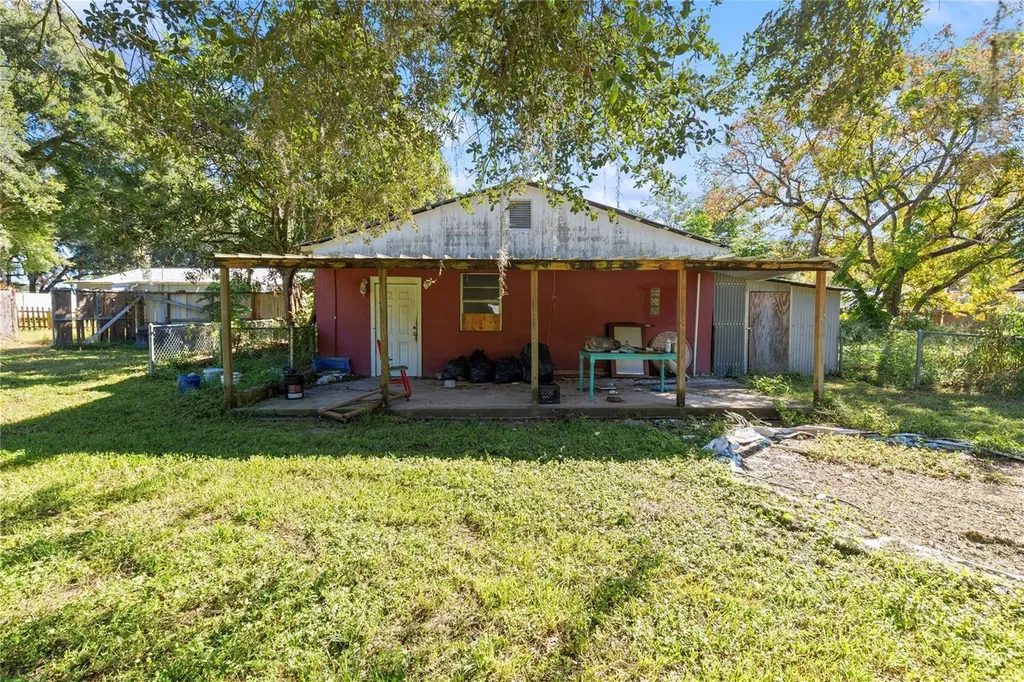 15217 Myrtle Street Dade City FL 33523