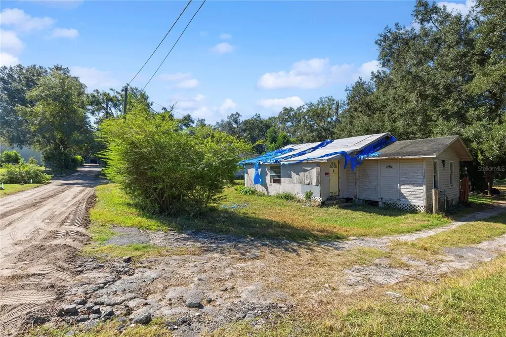 15217 Myrtle Street Dade City FL 33523