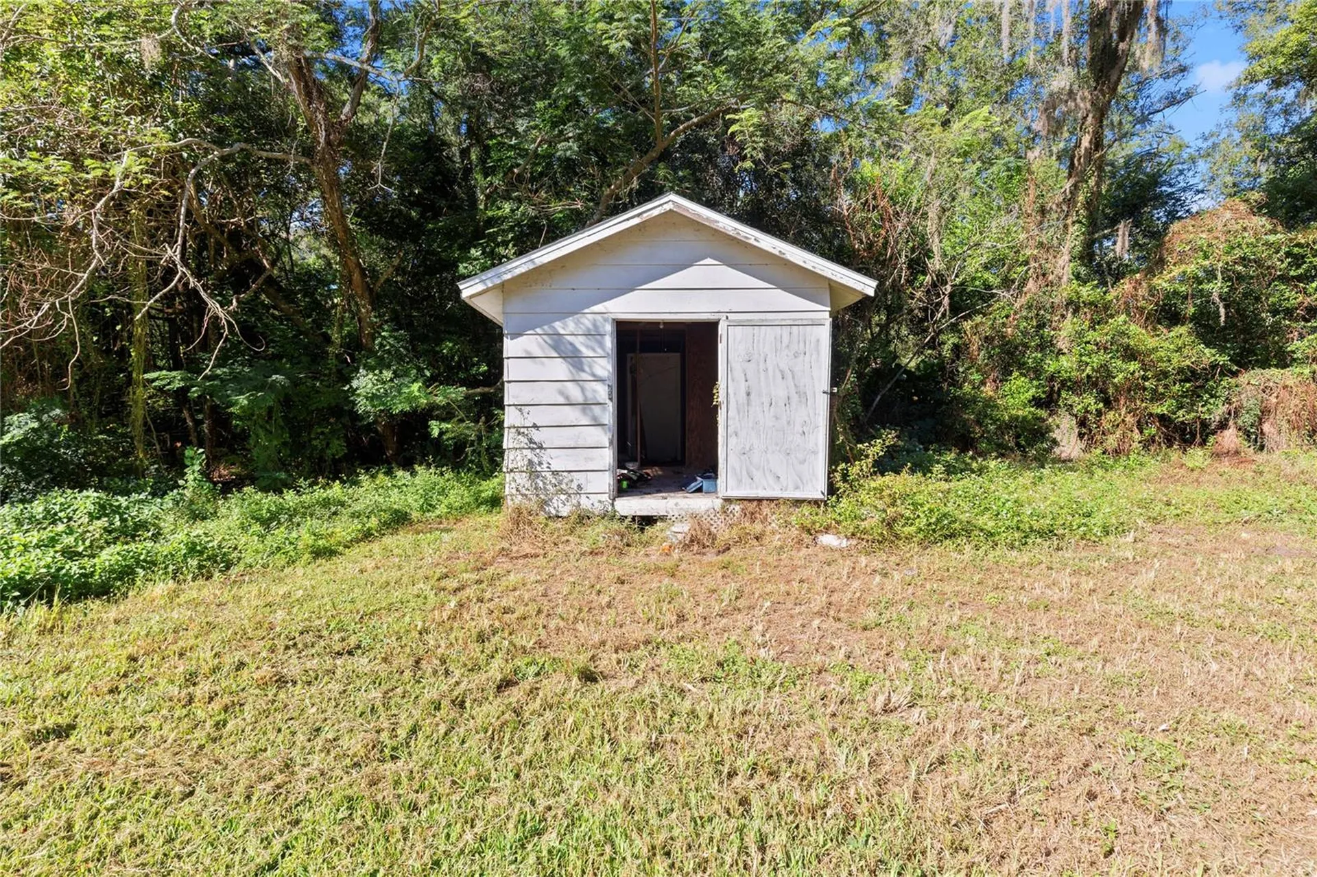15217 Myrtle Street Dade City FL 33523