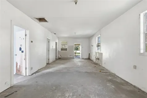 15217 Myrtle Street Dade City FL 33523