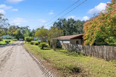 15217 Myrtle Street Dade City FL 33523