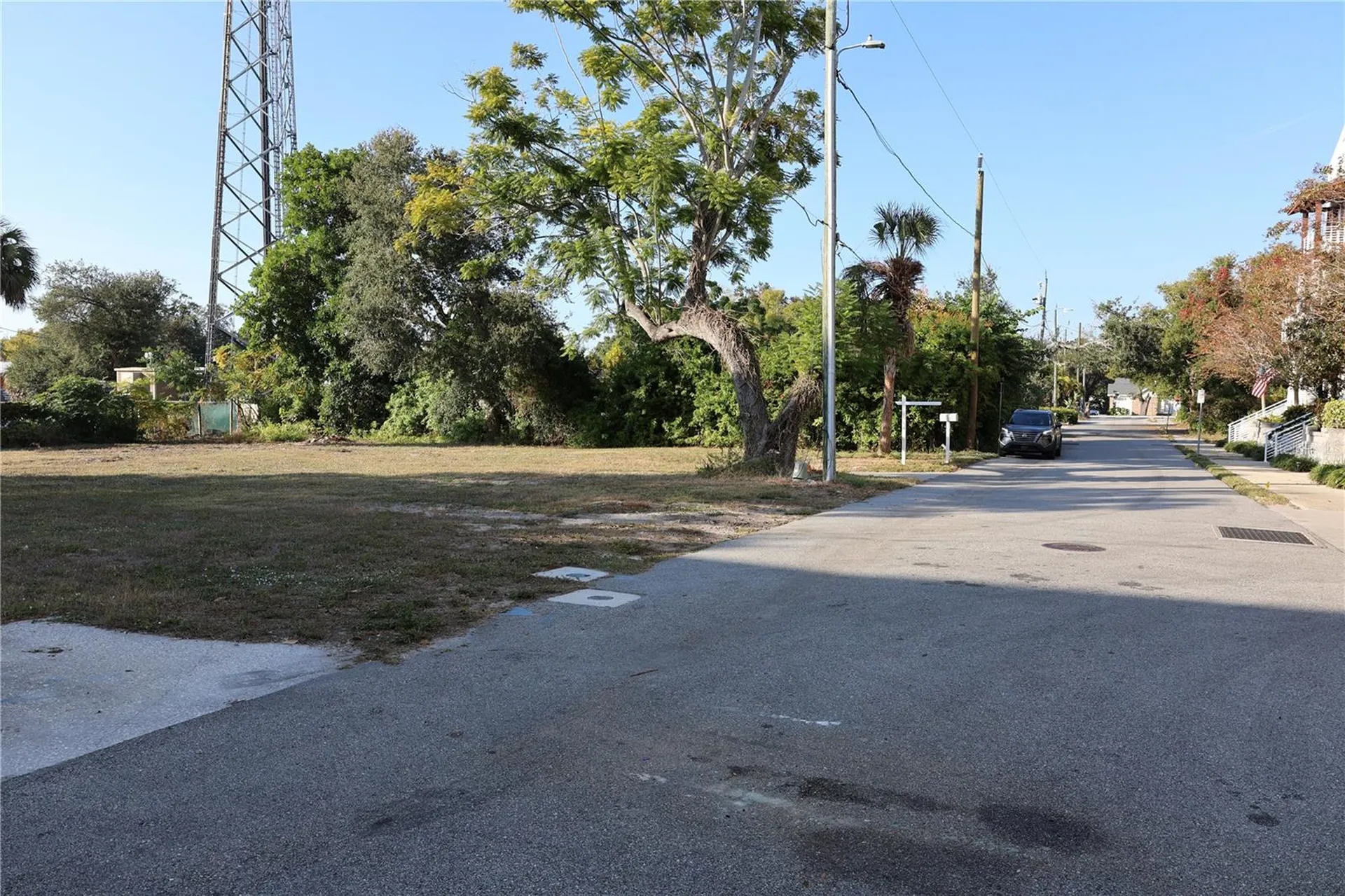 952/958 Howard Avenue Dunedin FL 34698