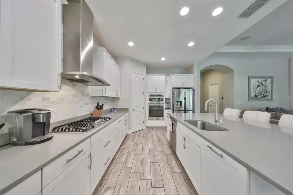 6429 Seasound Drive Apollo Beach FL 33572