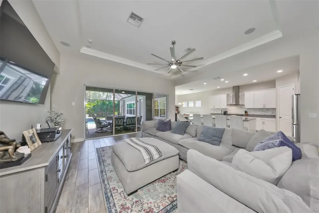 6429 Seasound Drive Apollo Beach FL 33572