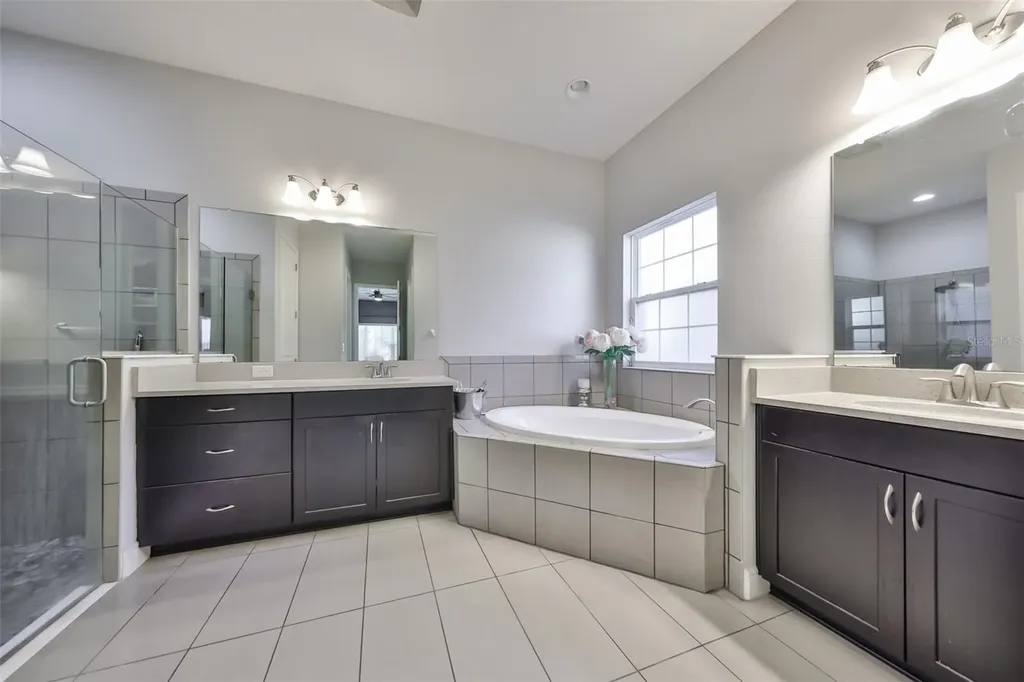 6429 Seasound Drive Apollo Beach FL 33572