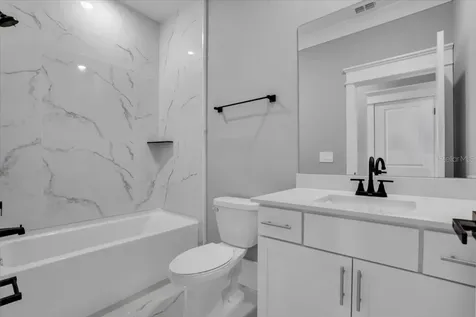 15018 Oxford Grey Drive Bradenton FL 34211
