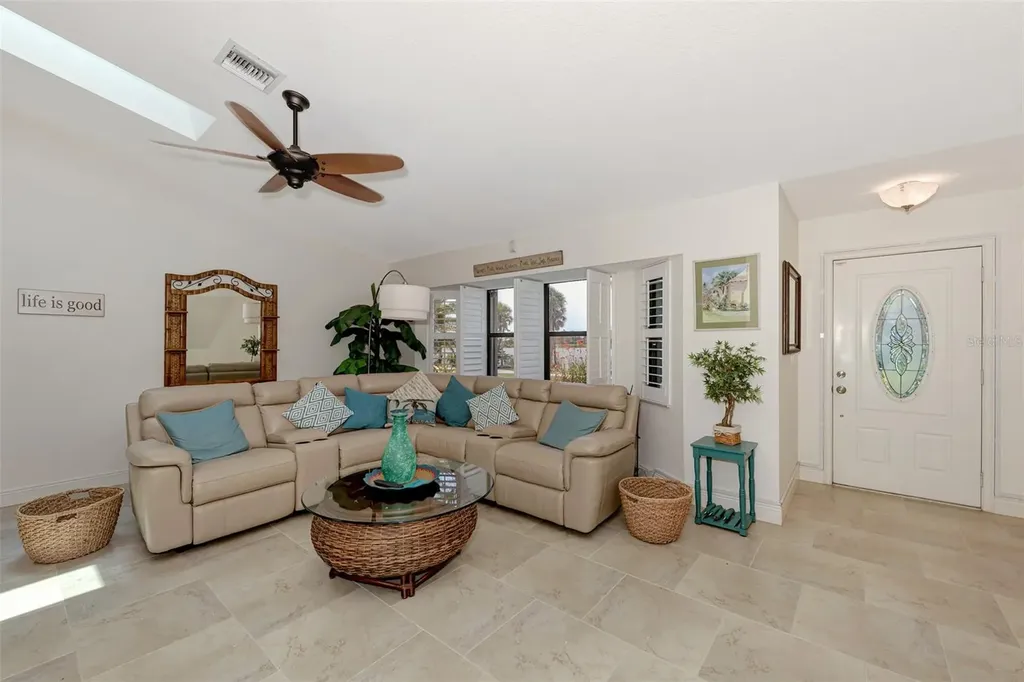 8170 Casa De Meadows Drive Englewood FL 34224