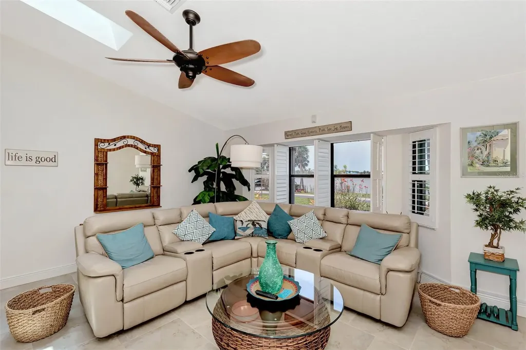 8170 Casa De Meadows Drive Englewood FL 34224