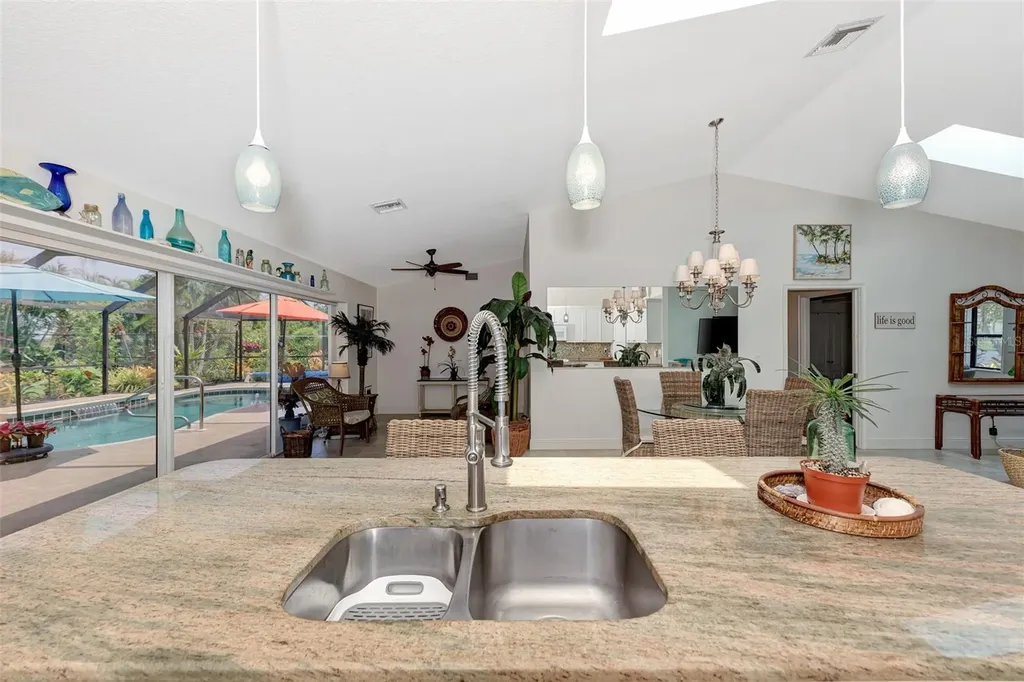 8170 Casa De Meadows Drive Englewood FL 34224