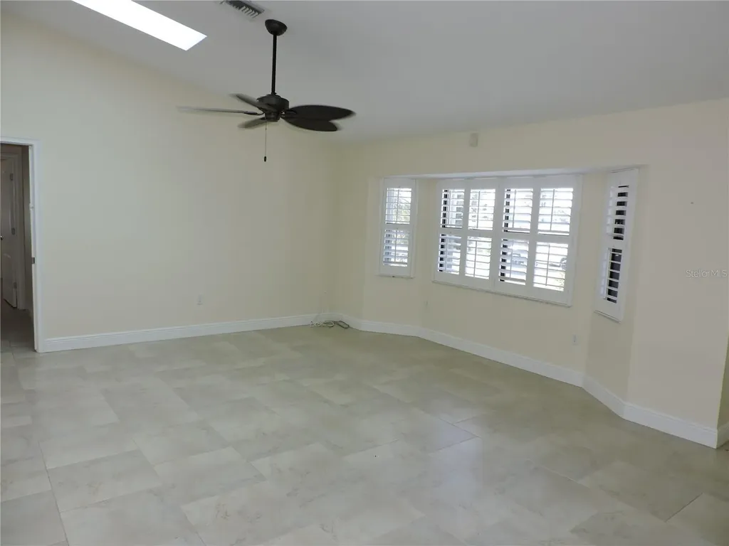 8170 Casa De Meadows Drive Englewood FL 34224