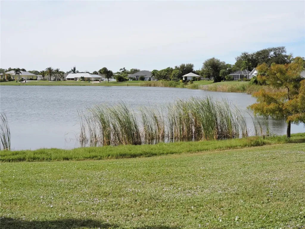 8170 Casa De Meadows Drive Englewood FL 34224