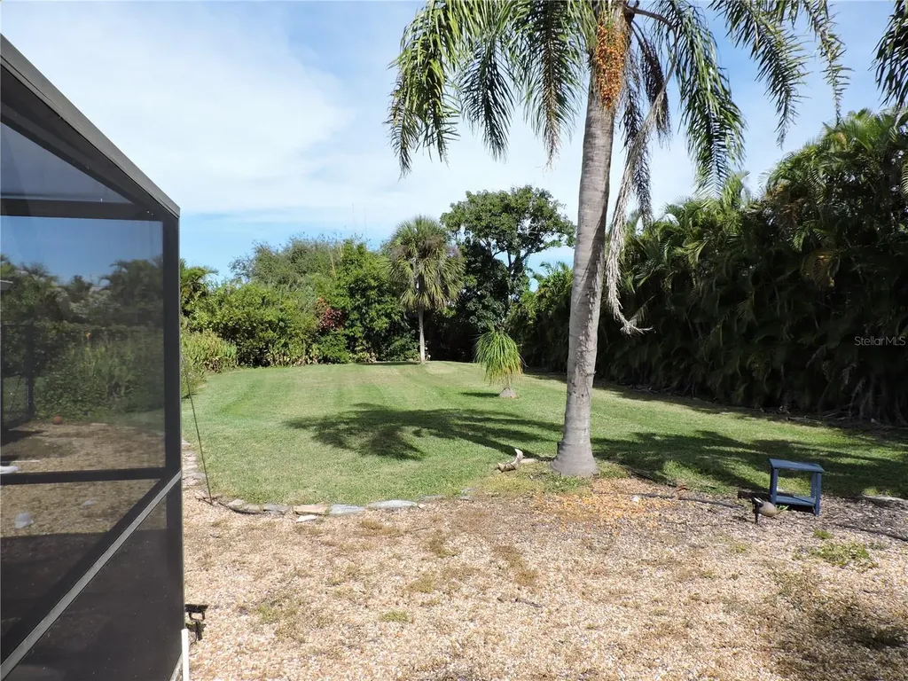 8170 Casa De Meadows Drive Englewood FL 34224