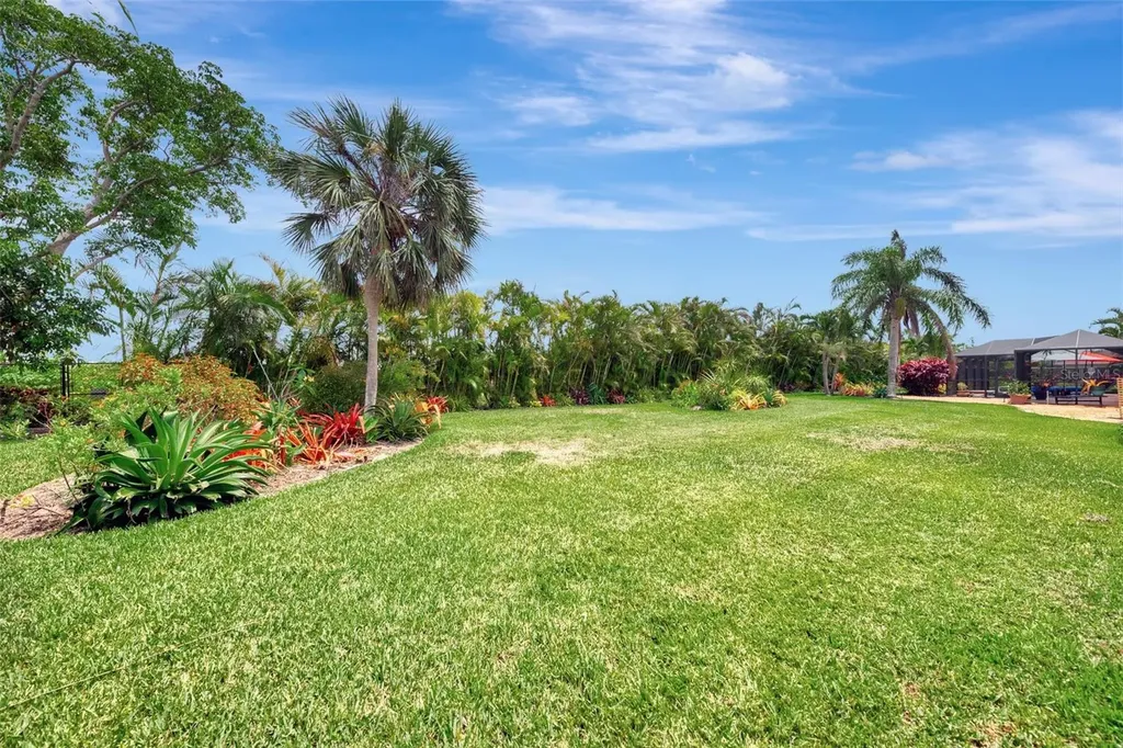 8170 Casa De Meadows Drive Englewood FL 34224