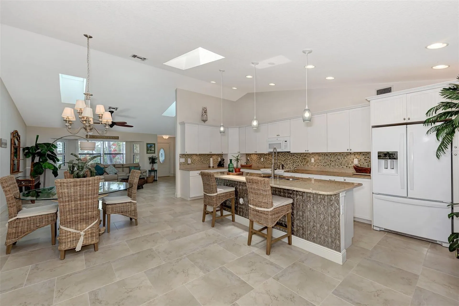 8170 Casa De Meadows Drive Englewood FL 34224