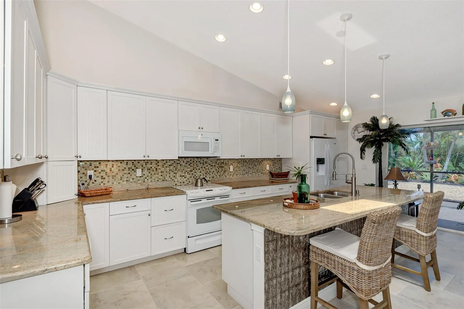 8170 Casa De Meadows Drive Englewood FL 34224