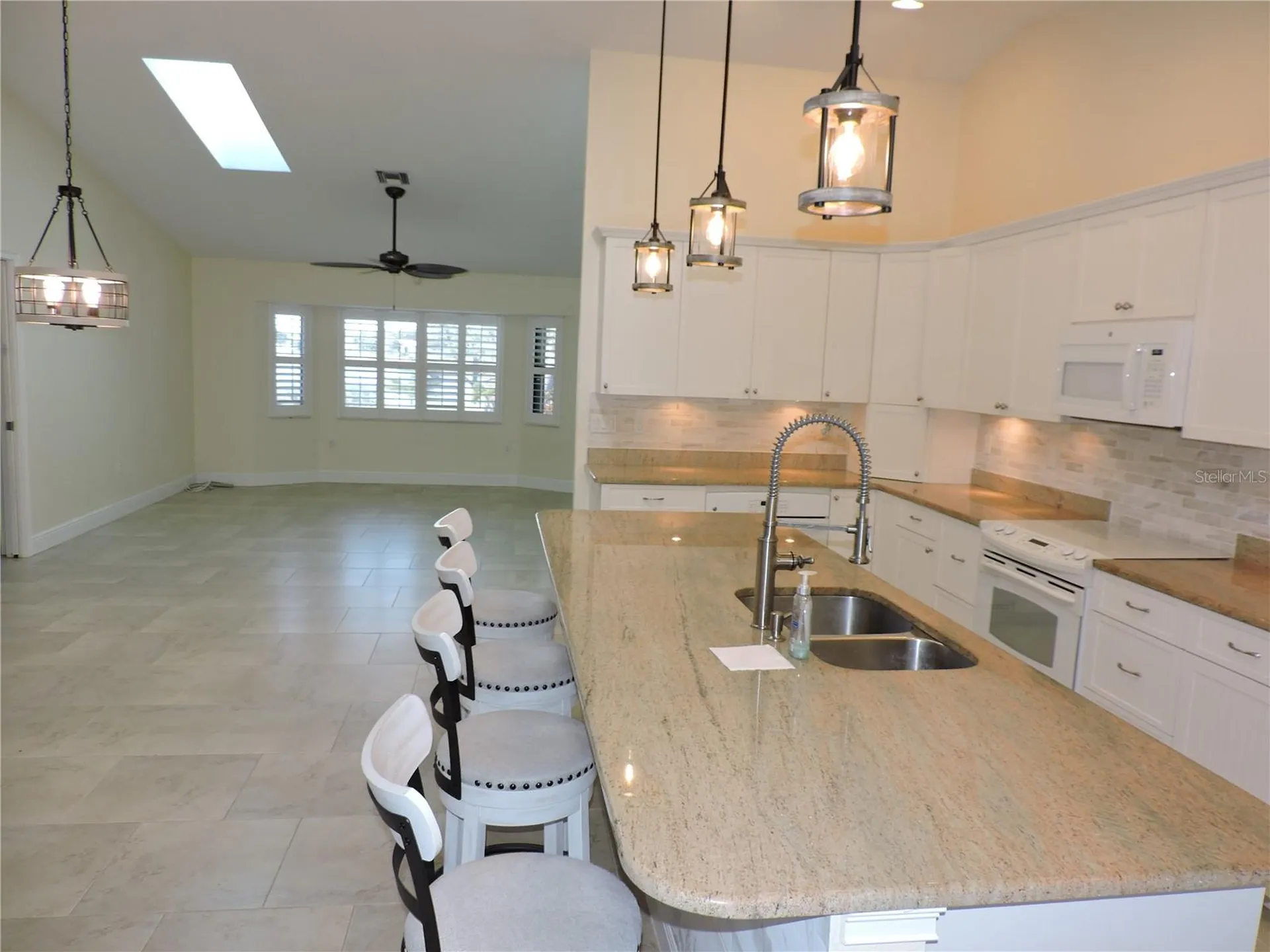 8170 Casa De Meadows Drive Englewood FL 34224