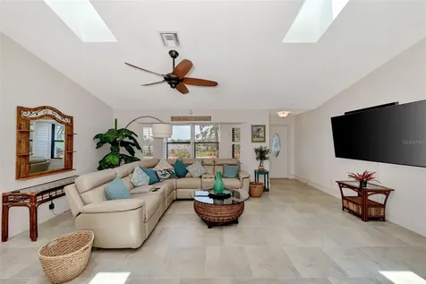 8170 Casa De Meadows Drive Englewood FL 34224