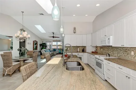 8170 Casa De Meadows Drive Englewood FL 34224