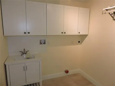 8170 Casa De Meadows Drive Englewood FL 34224