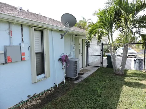 8170 Casa De Meadows Drive Englewood FL 34224