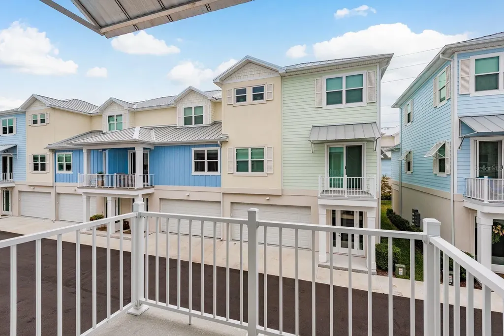 833 Oak Bend Lane Dunedin FL 34698