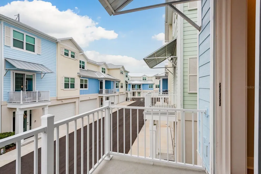 833 Oak Bend Lane Dunedin FL 34698