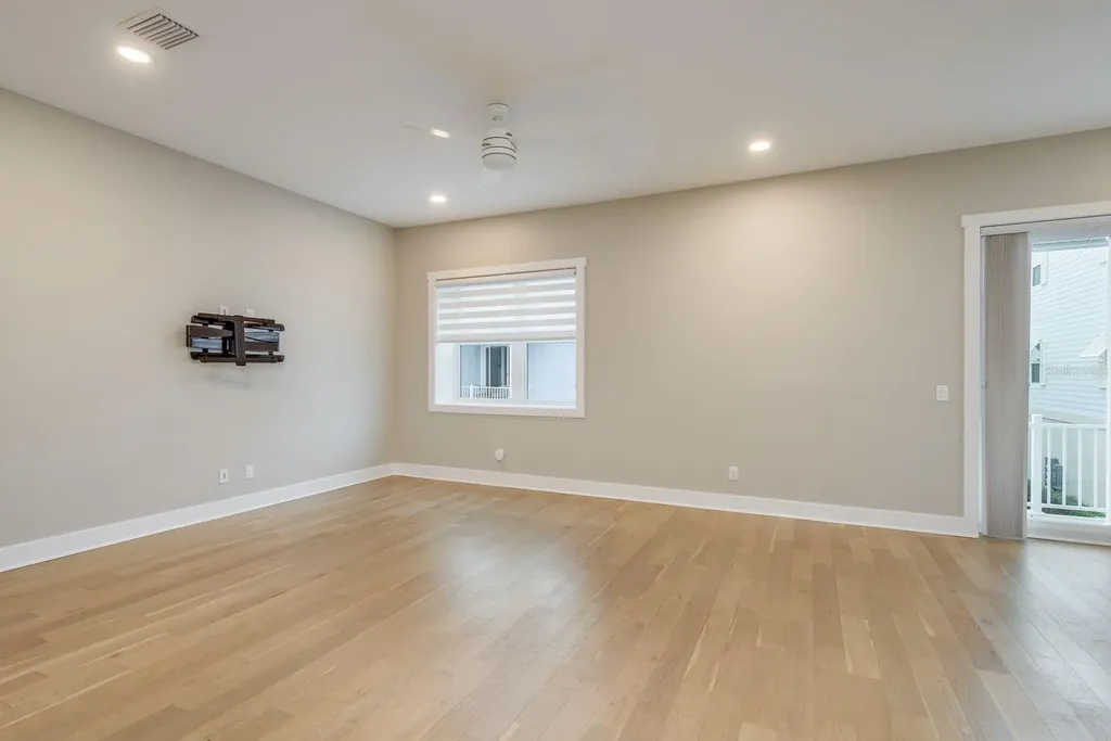 833 Oak Bend Lane Dunedin FL 34698