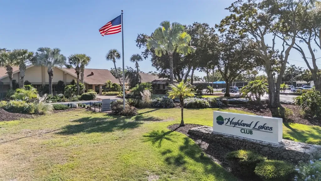 2932 Macalpin Drive W Palm Harbor FL 34684