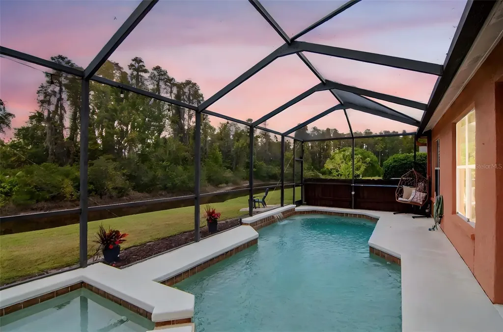 31241 Kirkshire Court Wesley Chapel FL 33543