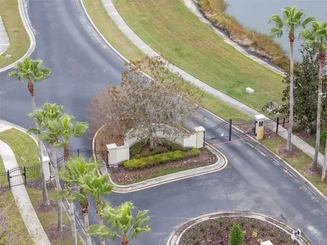 31241 Kirkshire Court Wesley Chapel FL 33543