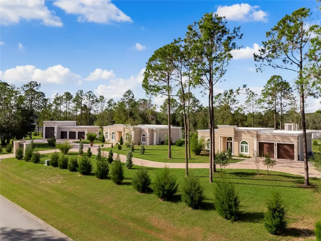 39851 & 39855 Darlington Avenue Lady Lake FL 32159