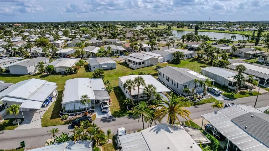 2100 Kings Highway Port Charlotte FL 33980