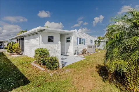 2100 Kings Highway Port Charlotte FL 33980