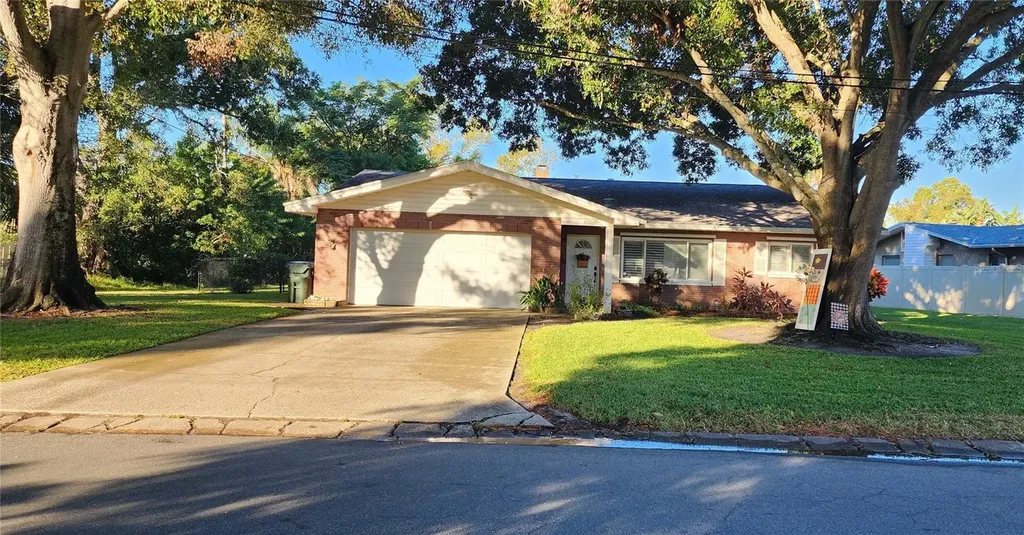 418 Imperial Drive Largo FL 33771