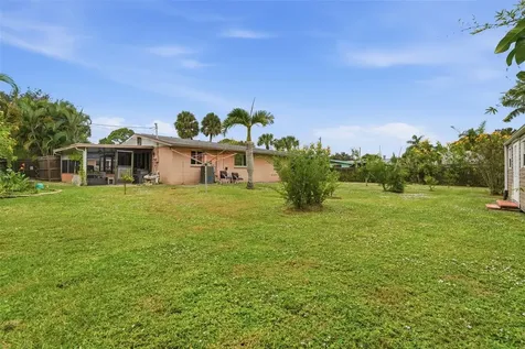 857 Palmetto Street Englewood FL 34223