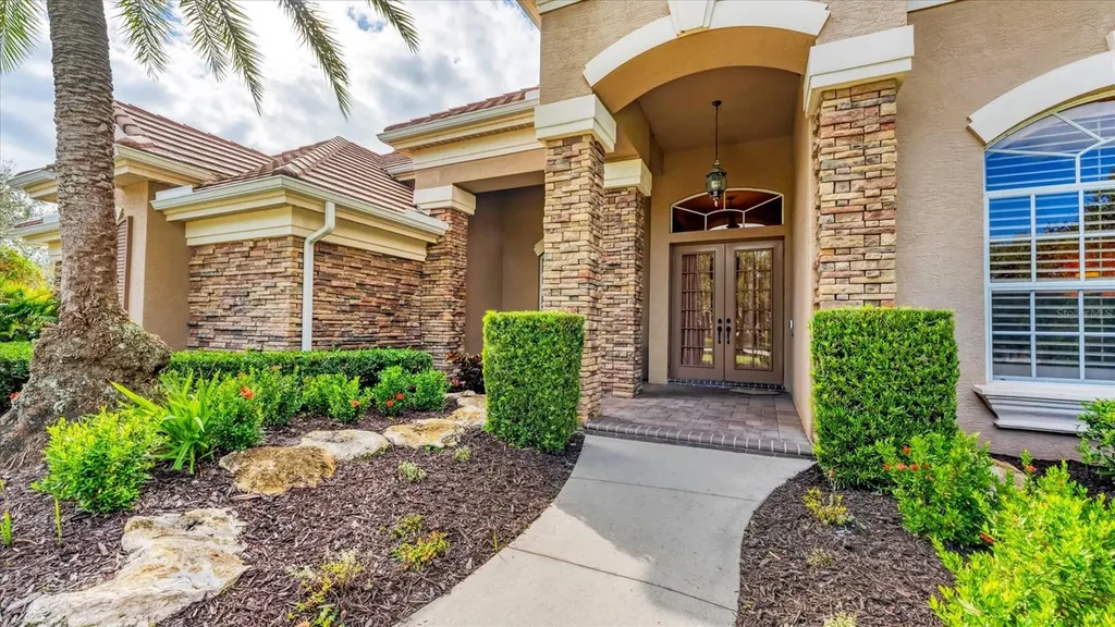 6805 Areca Boulevard Sarasota FL 34241
