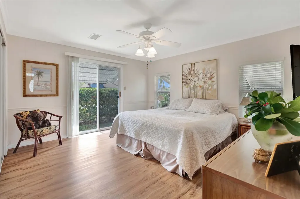 2100 Kings Highway Port Charlotte FL 33980