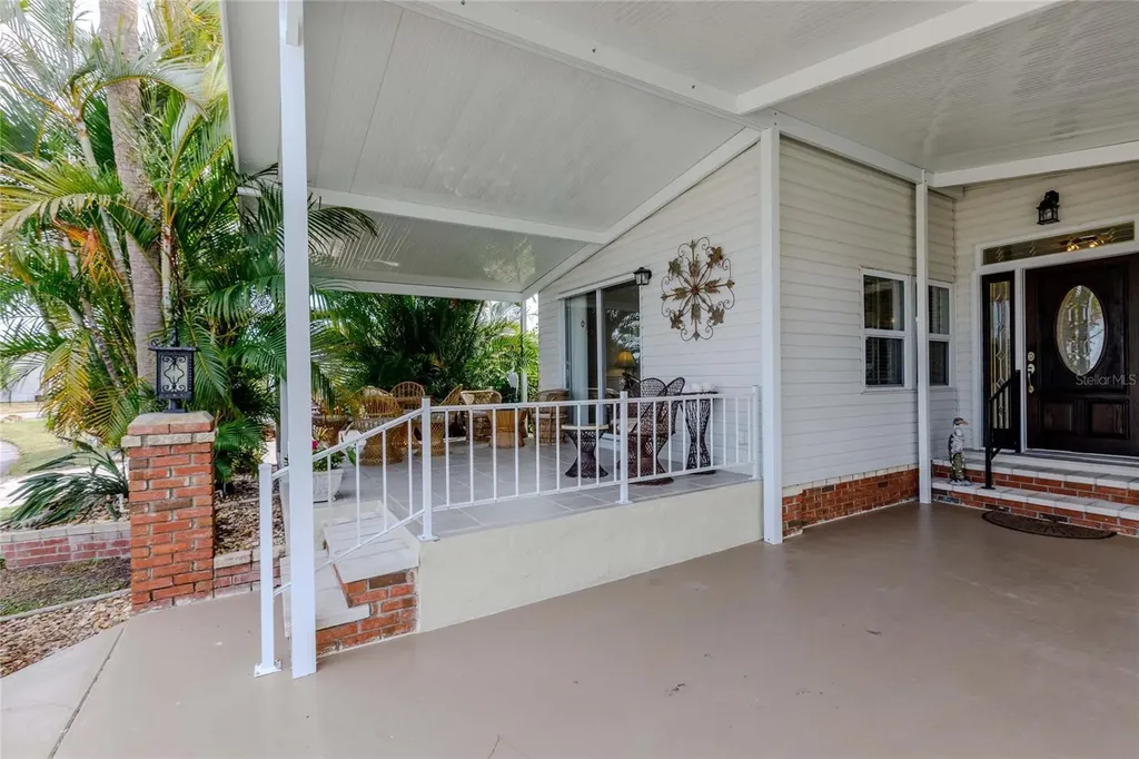 2100 Kings Highway Port Charlotte FL 33980