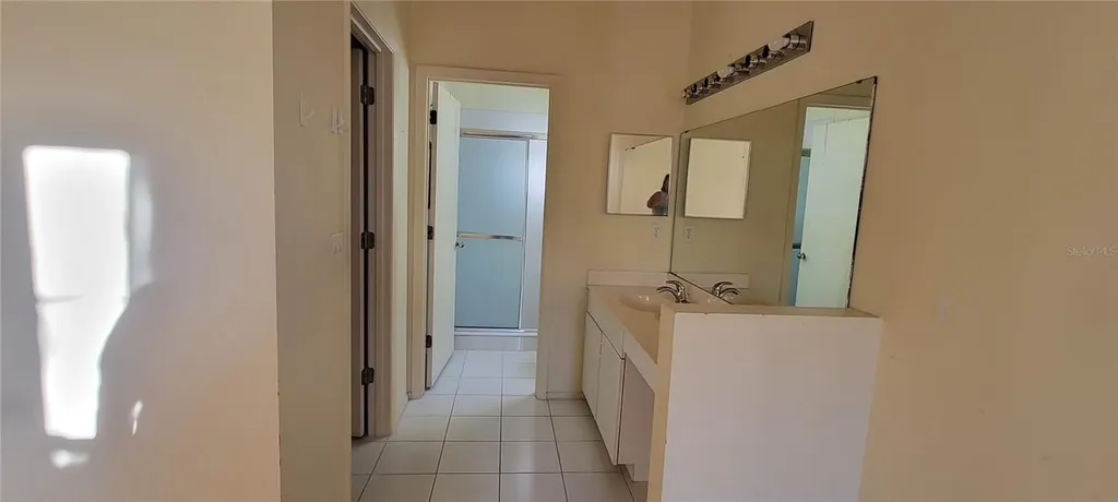 7810 Geneva Lane Sarasota FL 34243