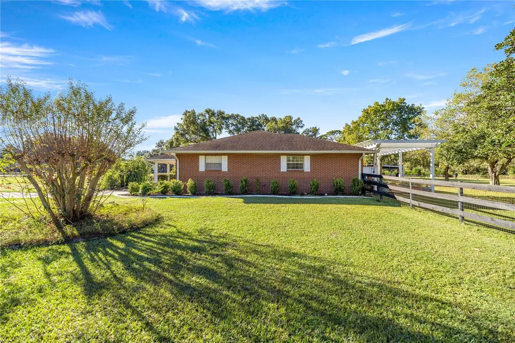 9812 SW 74th Avenue Ocala FL 34476