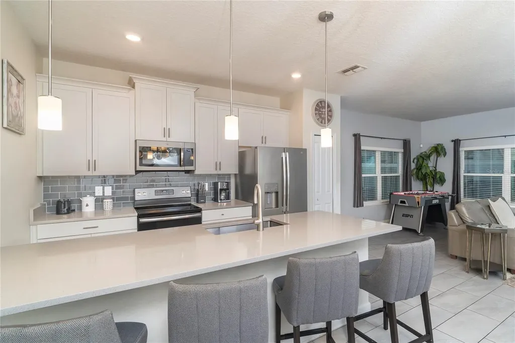 230 Ocean Course Avenue Davenport FL 33896