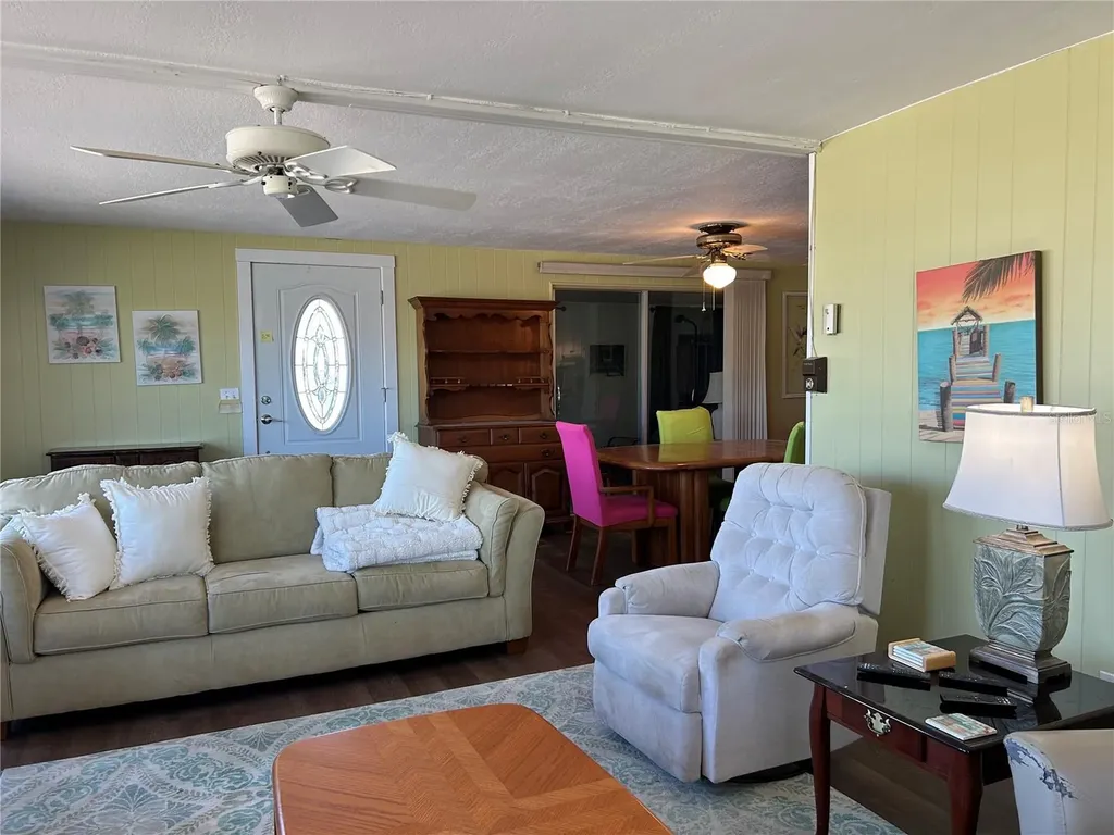4775 Tri Par Drive Sarasota FL 34234