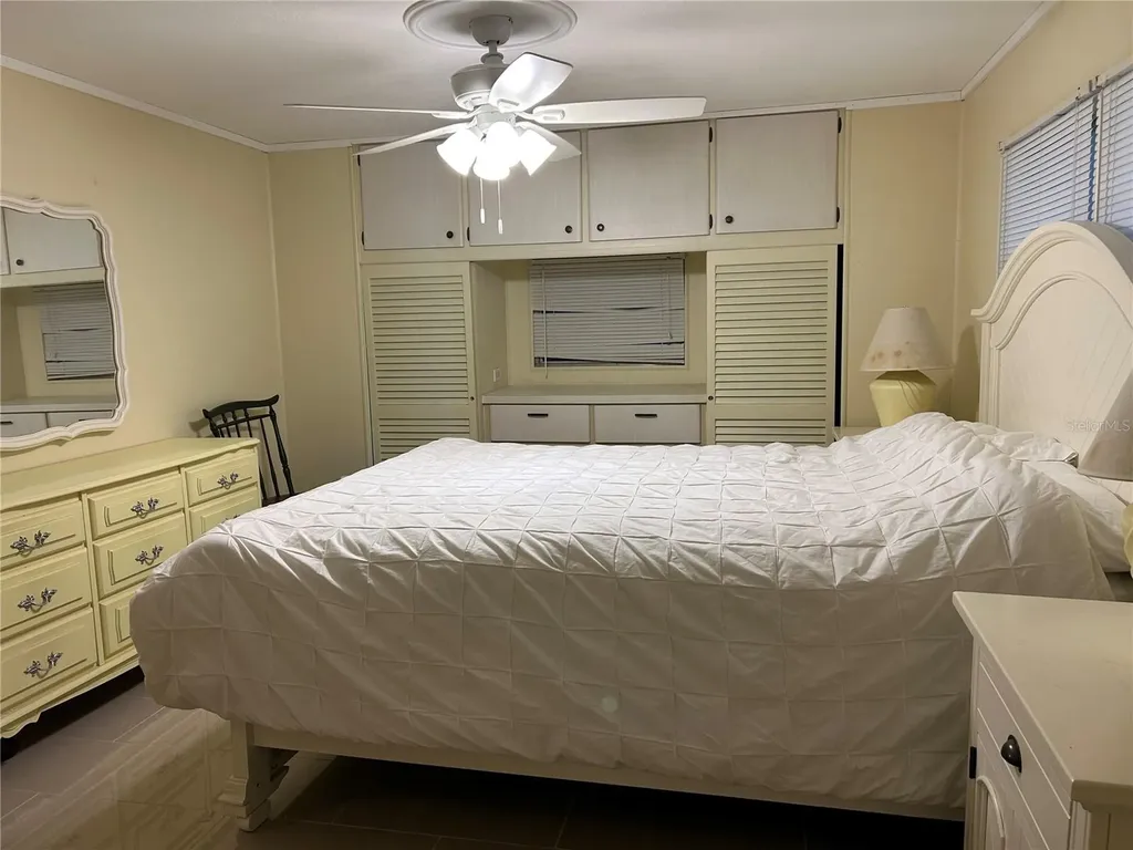 4775 Tri Par Drive Sarasota FL 34234