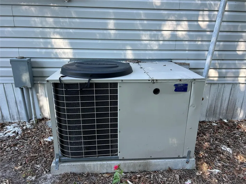 4775 Tri Par Drive Sarasota FL 34234