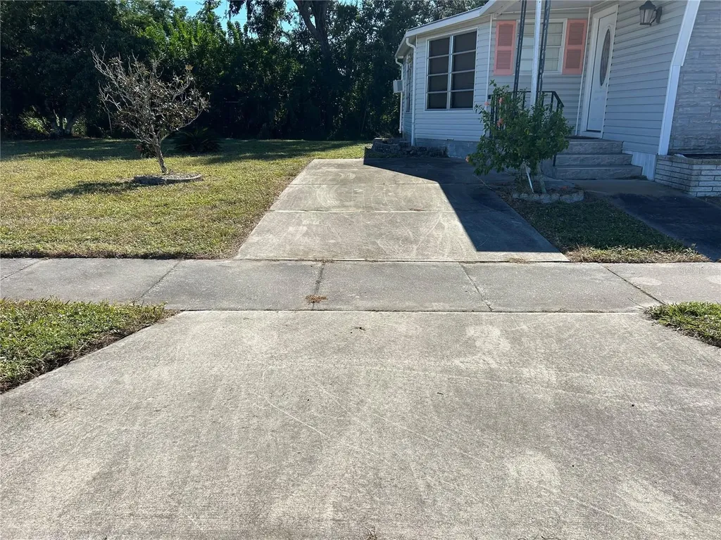 4775 Tri Par Drive Sarasota FL 34234