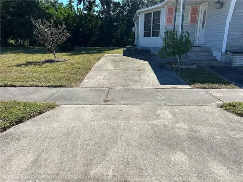 4775 Tri Par Drive Sarasota FL 34234